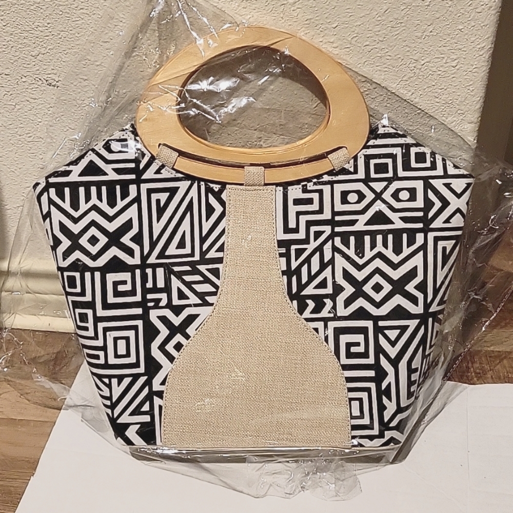 Woman' s Purse